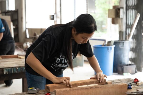 ช่างไม้ (14) ช่างไม้ (14)