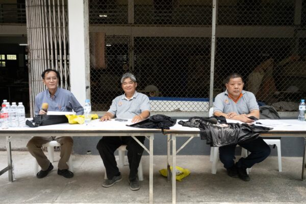 ช่างไม้ (18) ช่างไม้ (18)