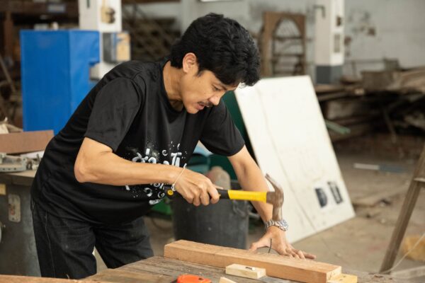 ช่างไม้ (9) ช่างไม้ (9)