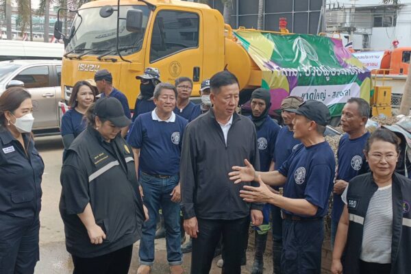 อาสาน้ำท่วมหาดใหญ่ (4)