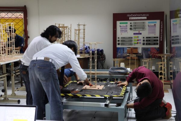 แผ่นดินไหว (2) แผ่นดินไหว (2)