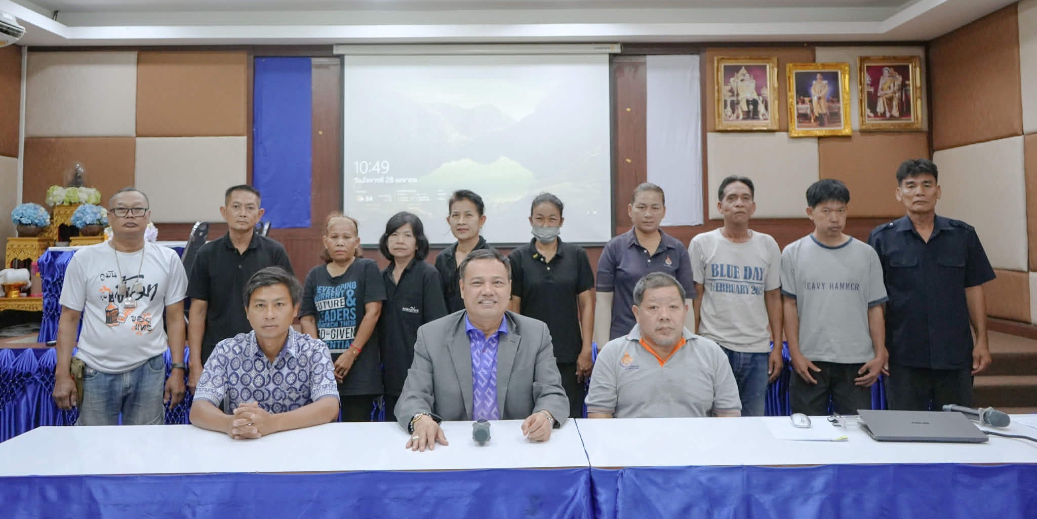 คณบดีประชุมชี้แจงนโยบายด้านกายภาพ  เสริมประสิทธิภาพงานบริการพื้นที่