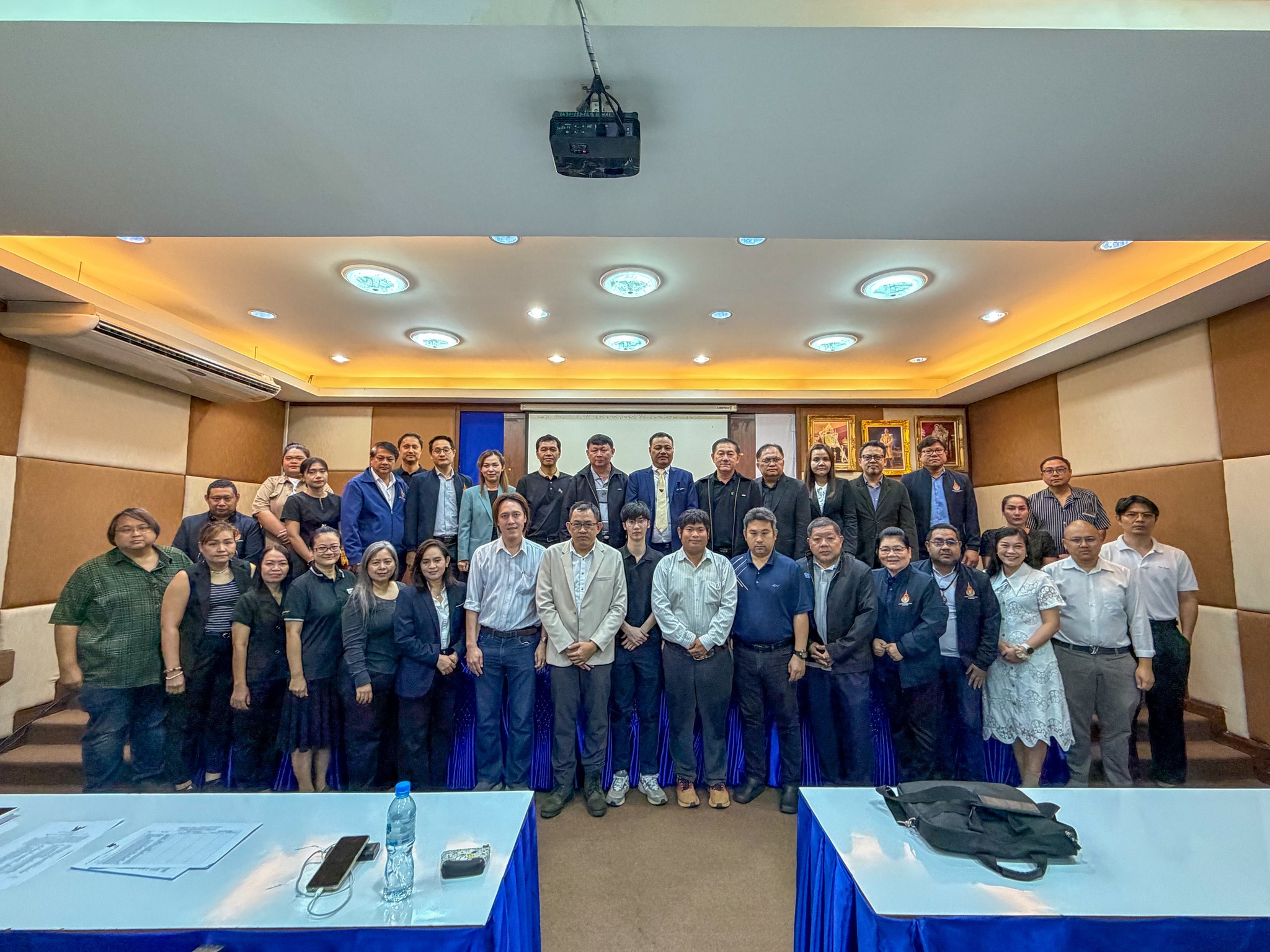 โครงการพัฒนาอาจารย์เข้าสู่ตำแหน่งทางวิชาการ (ศ., รศ., ผศ.)