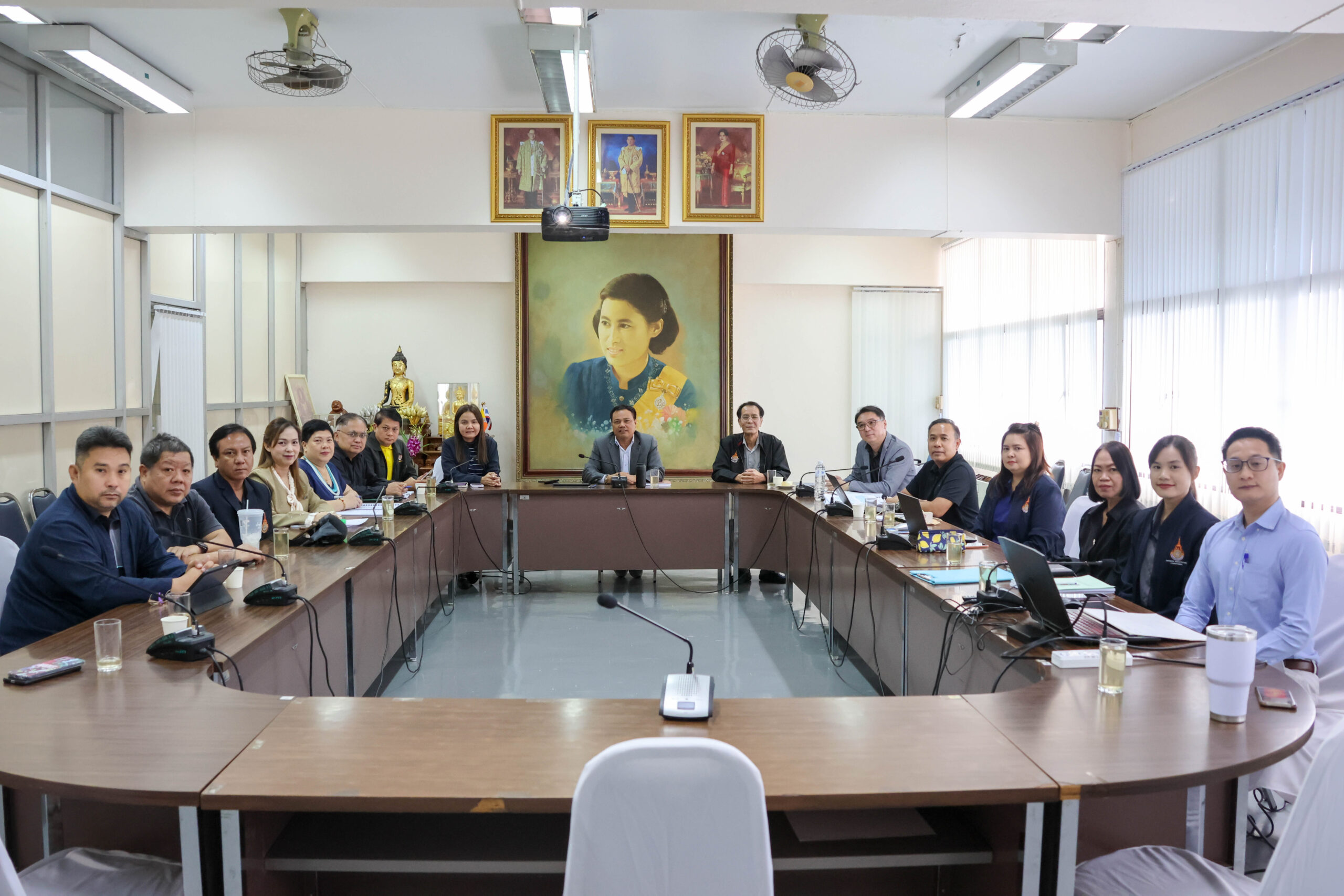 คณะวิศวกรรมศาสตร์และสถาปัตยกรรมศาสตร์  ติดตามผลการดำเนินงาน EdPEx ครั้งที่ 2