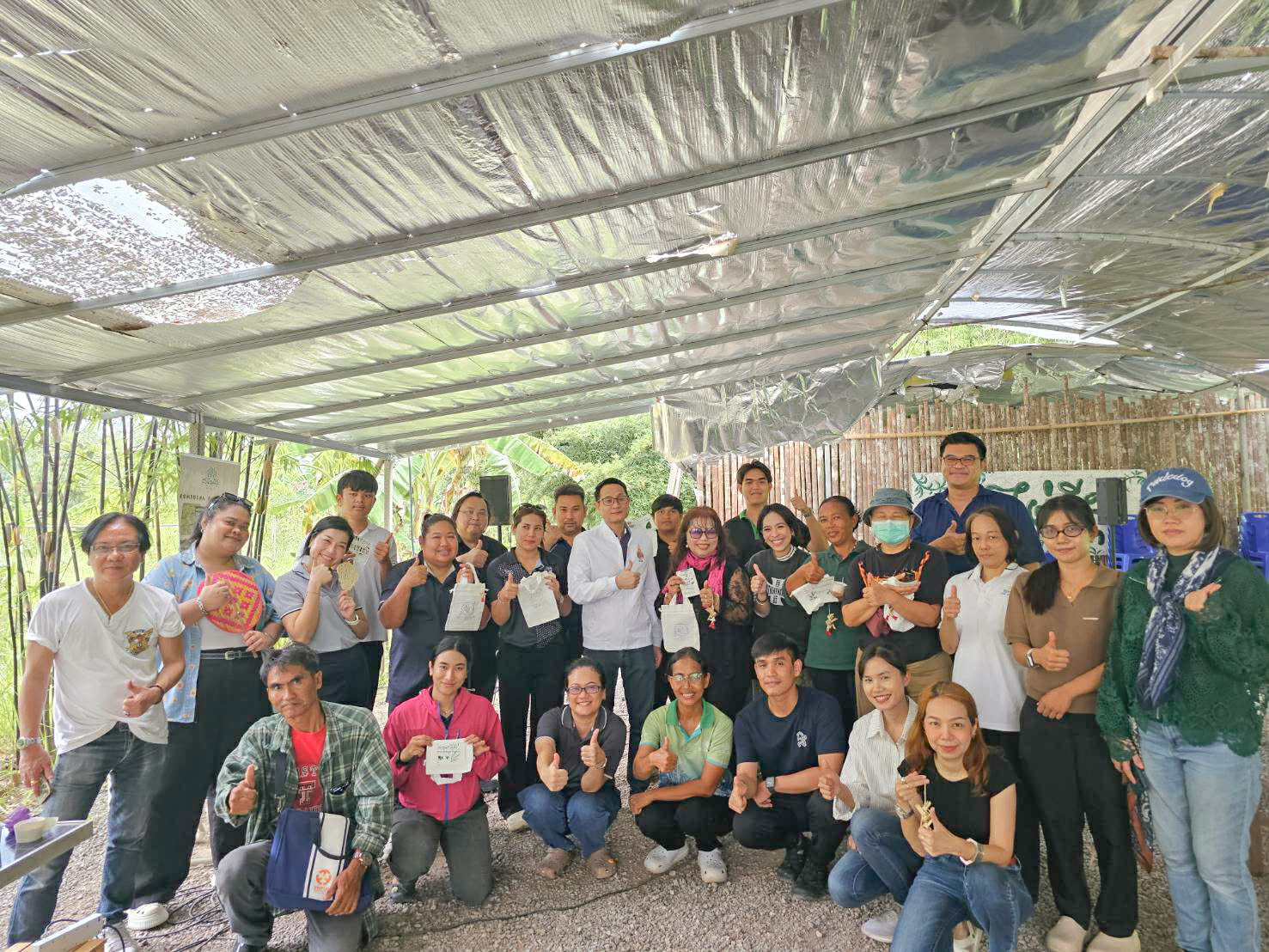 อาจารย์คณะวิศวกรรมศาสตร์และสถาปัตยกรรมศาสตร์  ลงพื้นที่ดำเนินโครงการนำความรู้สู่ชุมชน ส่งเสริมการพัฒนาอย่างยั่งยืน