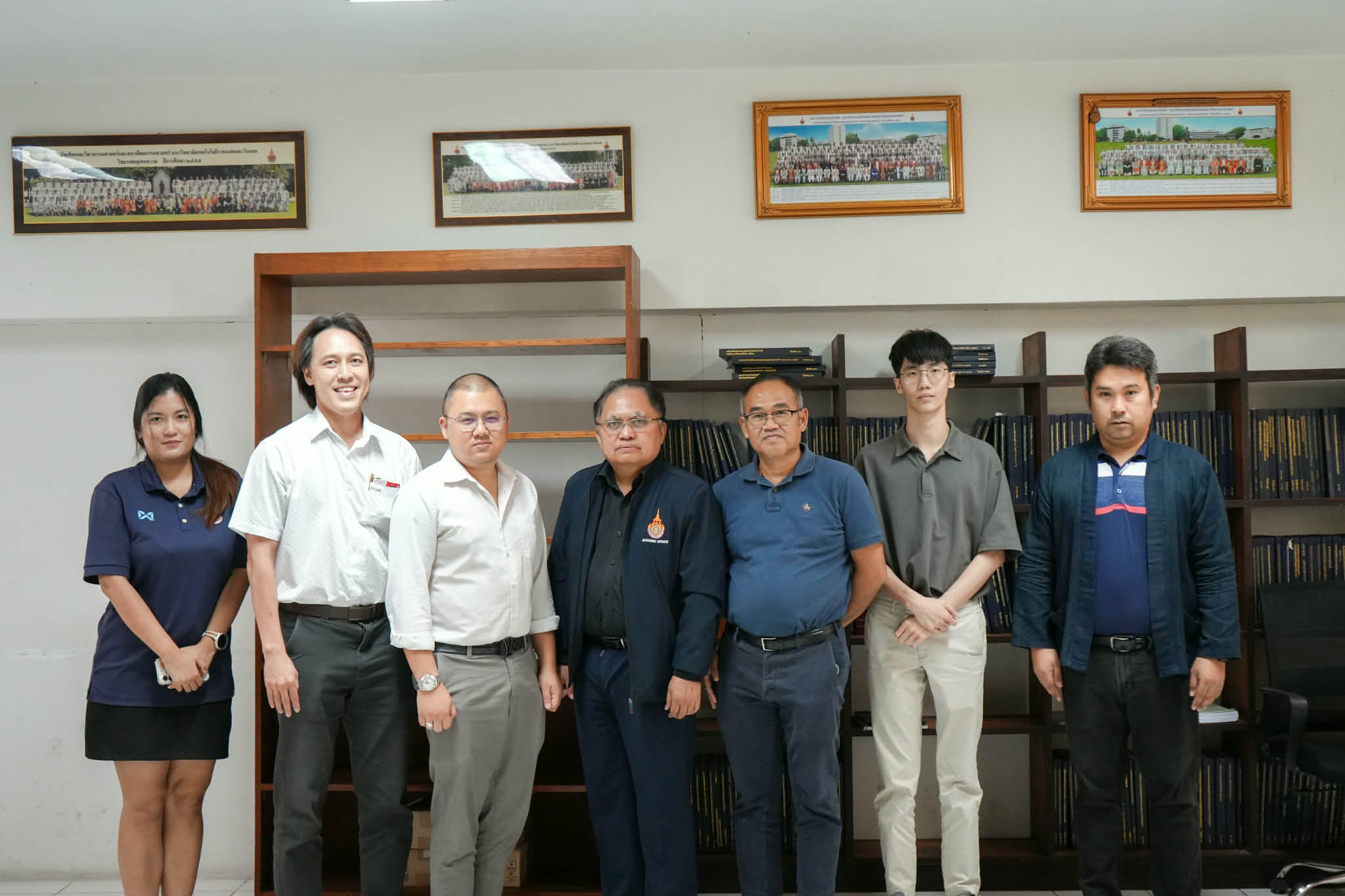 รองคณบดีฝ่ายวิชาการและวิจัยติดตามผลการดำเนินงาน EdPEx หมวด 3 ลูกค้า (สัมพันธ์)