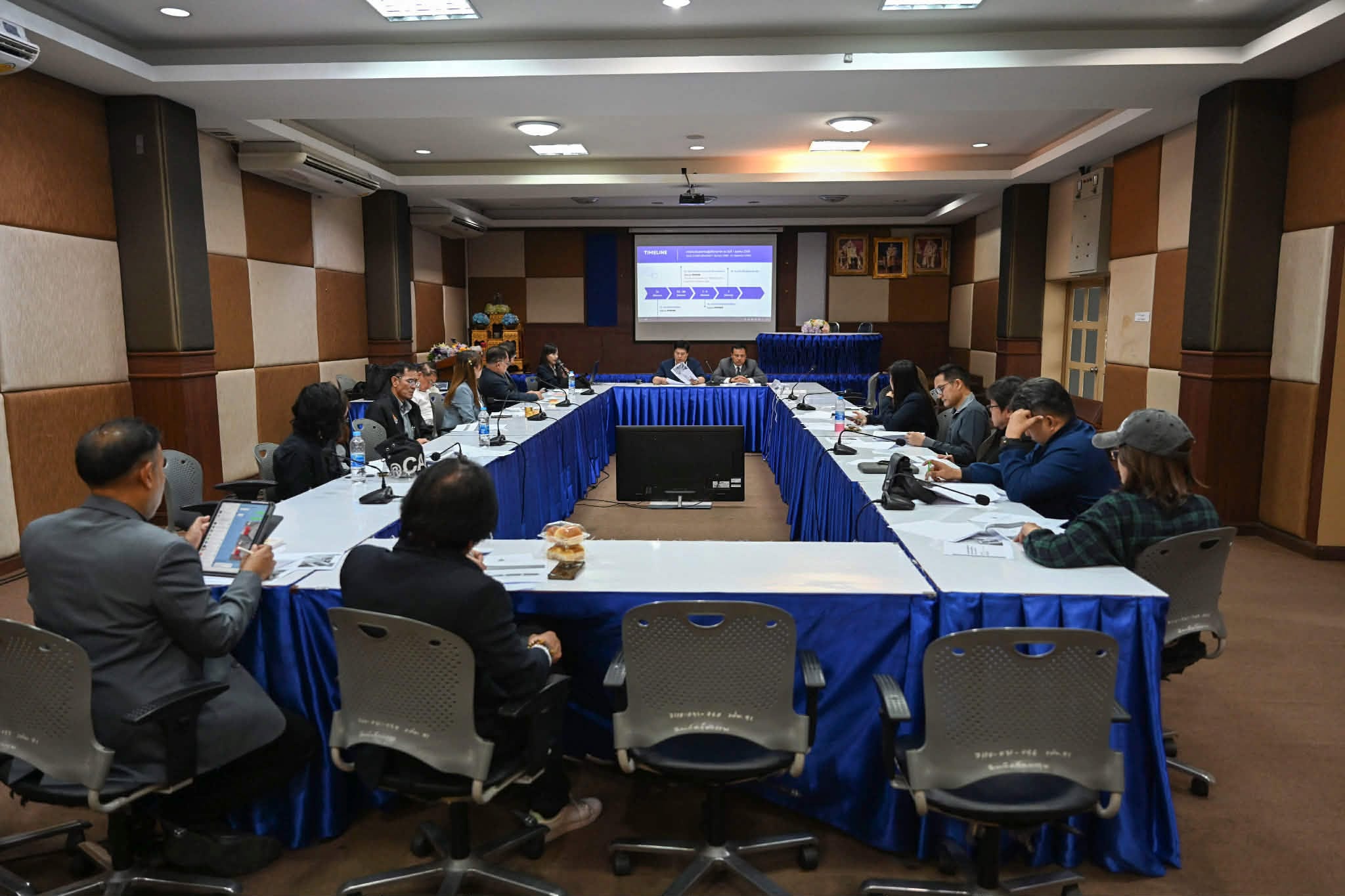 คณะวิศวกรรมศาสตร์และสถาปัตยกรรมศาสตร์  ร่วมประชุมแนวทางการประเมินผลการปฏิบัติราชการ เพื่อการเลื่อนขั้นเงินเดือนและค่าตอบแทน