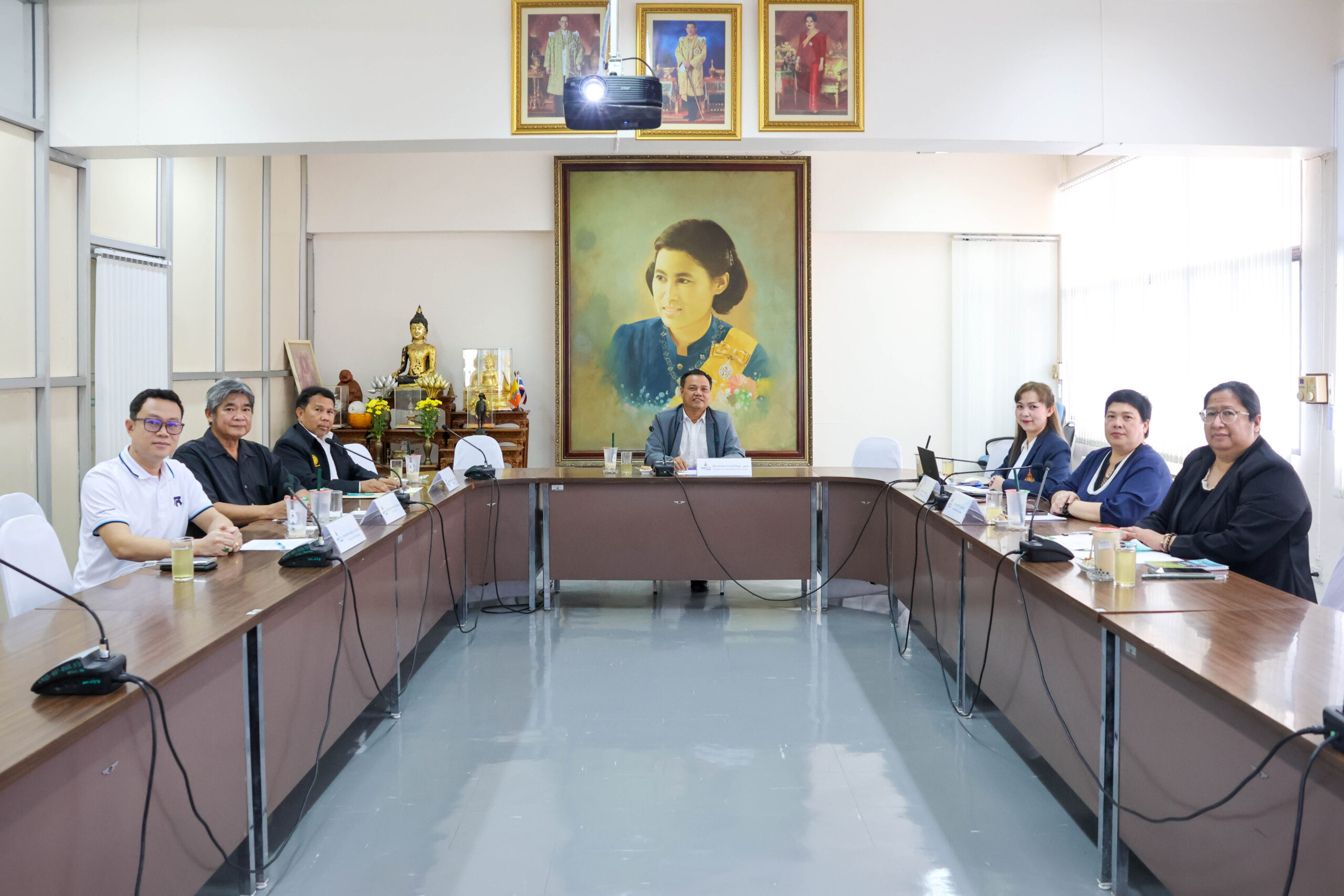 คณะวิศวกรรมศาสตร์และสถาปัตยกรรมศาสตร์ ประชุมคณะอนุกรรมการบริหารกองทุนมหาวิทยาลัยเทคโนโลยีราชมงคลตะวันออก (กองทุนคณะวิศวกรรมศาสตร์และสถาปัตยกรรมศาสตร์) ครั้งที่ 1/2569