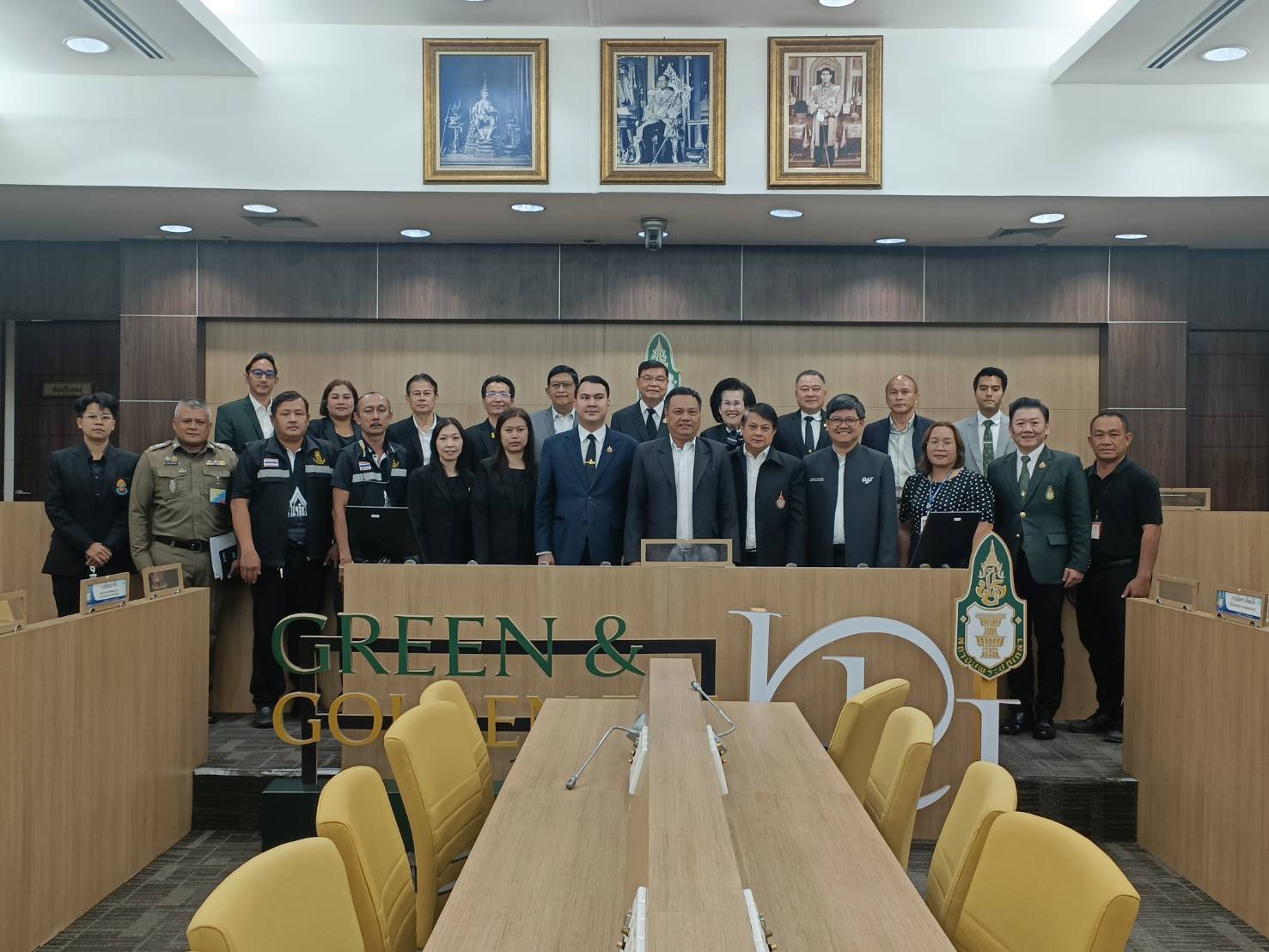 คณบดีคณะวิศวกรรมศาสตร์และสถาปัตยกรรมศาสตร์ ร่วมประชุมระดมความคิดเห็น  เพื่อขับเคลื่อนข้อเสนอเชิงนโยบายส่งเสริมสันติวัฒนธรรมในสถานศึกษา