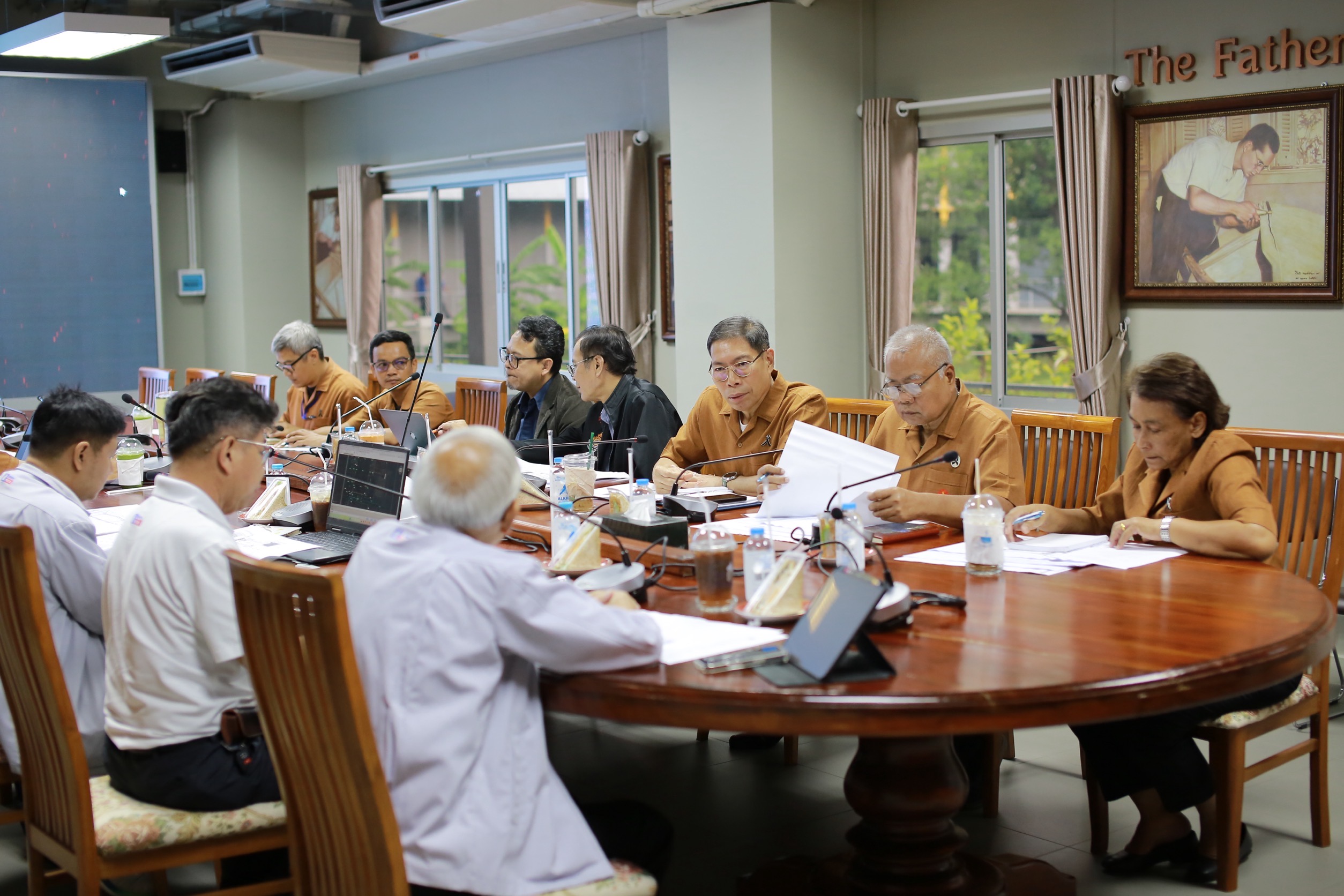 คณะวิศวกรรมศาสตร์และสถาปัตยกรรมศาสตร์  ร่วมประชุมหารืองานก่อสร้างอาคารโดมอเนกประสงค์ โรงเรียนพระดาบส