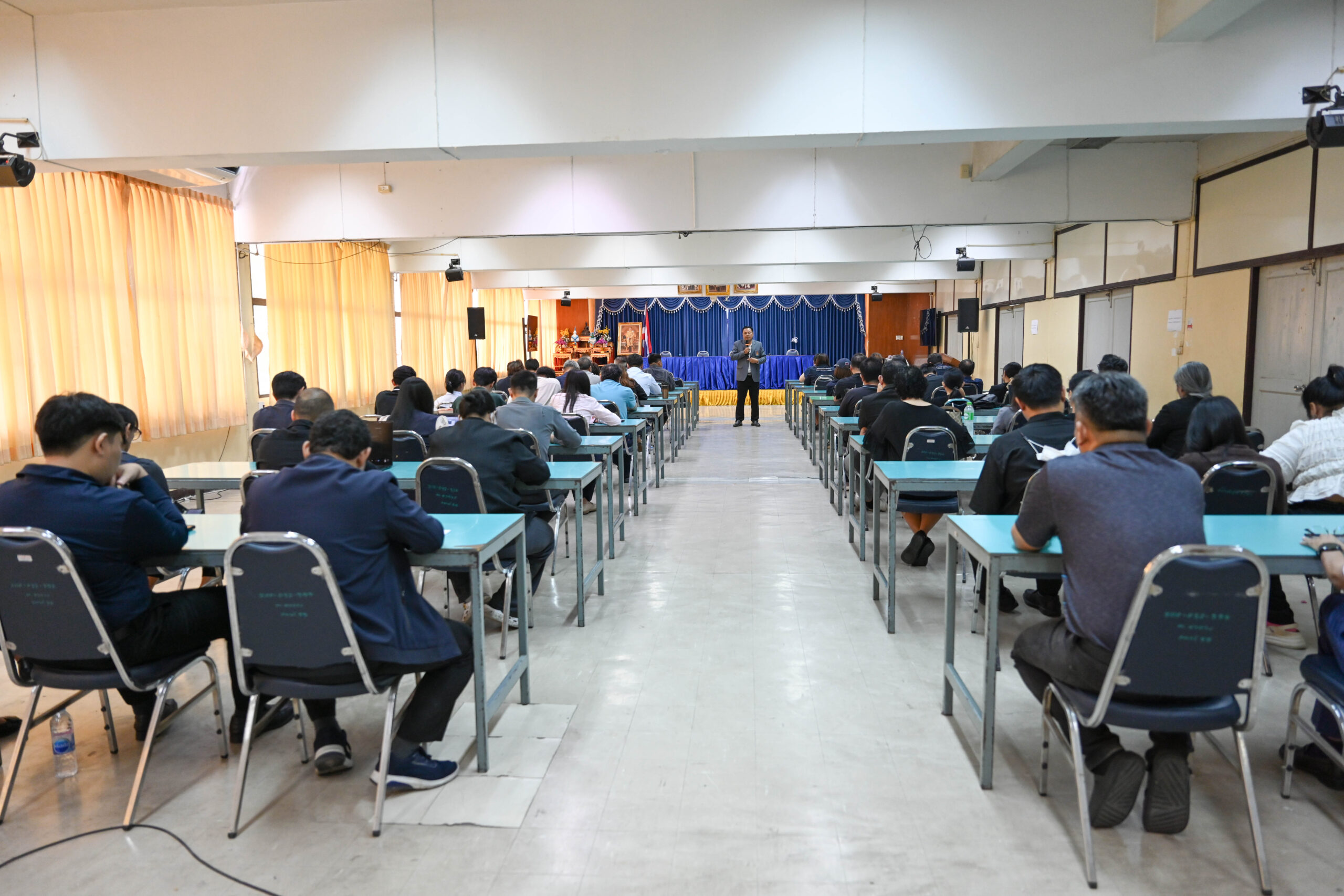 คณะวิศวกรรมศาสตร์และสถาปัตยกรรมศาสตร์  ประชุมติดตามการจัดการเรียนการสอน